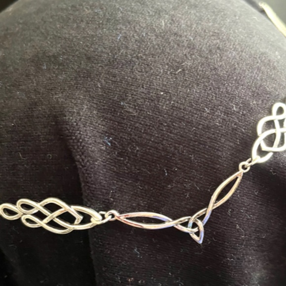 Celtic tiara in gold delicate design - Picture 7 of 12
